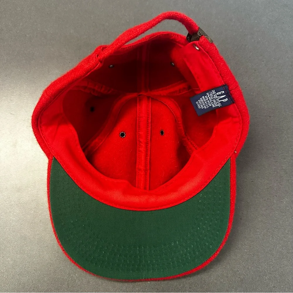 Vibrant Red Vintage GAP 80% Wool Women’s Adjustable Hat Made in USA - Picture 11 of 16